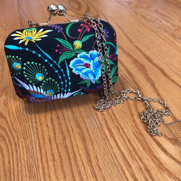 Hand stitched clutch - Picture 4 of 5